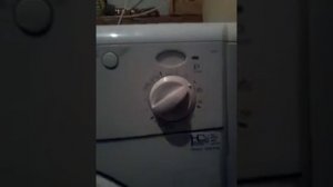 Начинает закачивать воду и сразу перестает Indesit WIU 81
