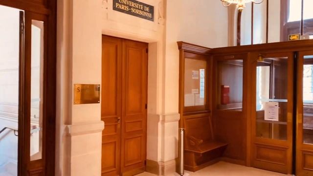À L’INTÉRIEUR DE LA SORBONNE - UNIVERSITÉ DE PARIS смотреть онлайн