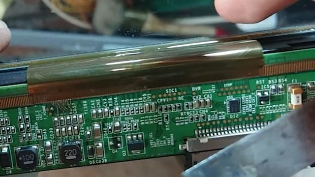 TV LED Bergaris Setengah gambar normal II TOSHIBA 32 LED II Tanpa ganti LAYAR смотреть онлайн