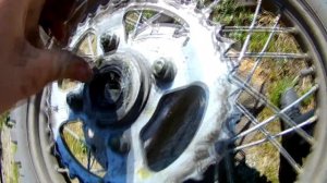 СМАЗЫВАЮ ПОДШИПНИКИ НА МОТОЦИКЛЕ MotoLand XR250 Enduro 2020 ГОДА ПОДШИПНИКИ ДЕРЖАЛИСЬ ДО ПОСЛЕДНЕГО