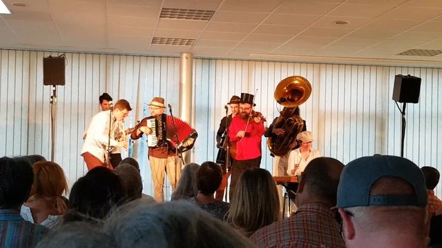 Добраночь 05 латышская музыка смотреть онлайн