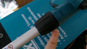 Аккумуляторный триммер Makita незаменим для дачи