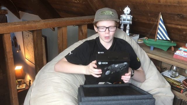 Is this the BEST XBOX CONTROLLER Ever ? XBOX ELITE Series 2 Controller Unboxing смотреть онлайн