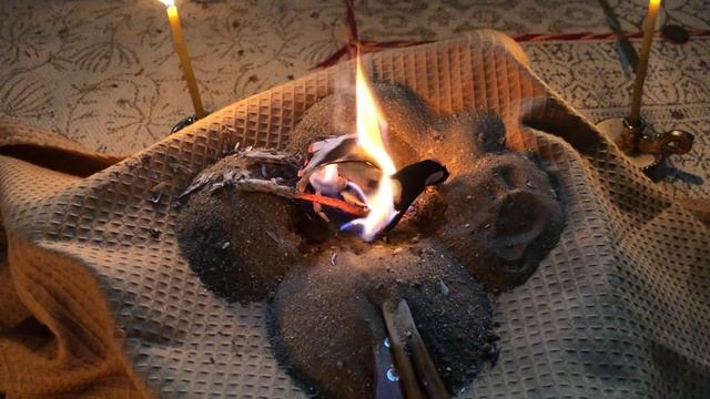 Сжечь Нищету , Выход из нищеты и Открыть дороги жизни. Ритуал Онлайн смотреть онлайн