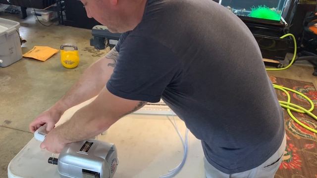 Gage Builds an Air Pump Manifold смотреть онлайн