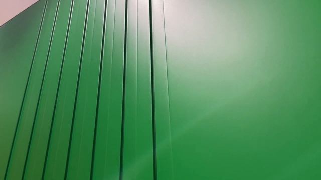 Современные крашеные панели для входных дверей с фрезеровкой "Параллели" смотреть онлайн