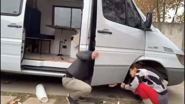 Van conversión timelapse Mercedes sprinter 413 de furgón a Motorhome смотреть онлайн