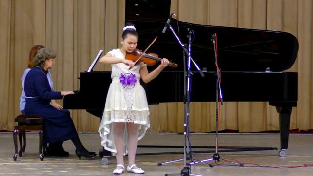 А. Литвинов «Вечное движение» исп. Вероника Мин, 6 кл. (edit ver.) смотреть онлайн