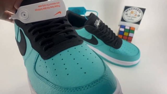 Кроссовки Tiffany & Nike Air Force 1 Low