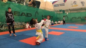 Тренировочные бои каратэ кумитэ WKF 6-7 лет