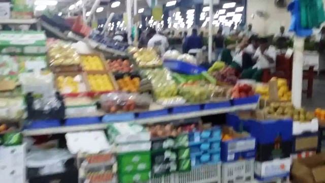 Deira fruit,vegetable and fish market,dubai смотреть онлайн