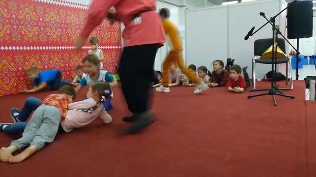 Игры Отцов и детей смотреть онлайн