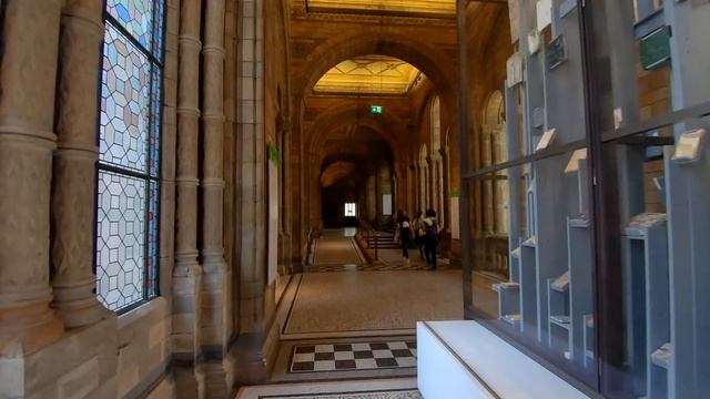 London Walk Tour Inside Natural History Museum From Gloucester Road Station