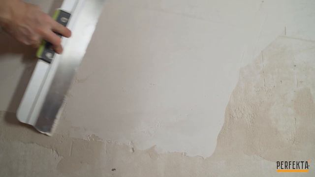 Как эффективно выровнять стены суперфинишной полимерной шпаклевкой смотреть онлайн