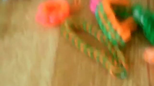 Коллекция предметов для резинок и браслеты смотреть онлайн