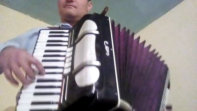 Аккордеон Сафарали обимуки смотреть онлайн