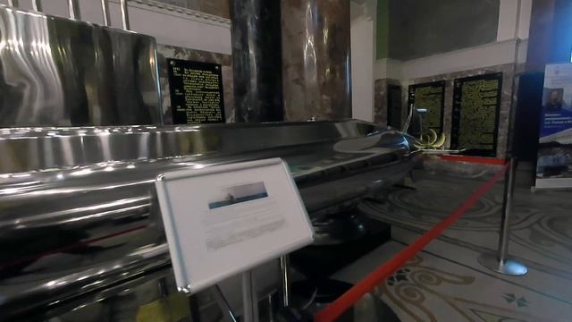 Подводная лодка в соборе. Как так? смотреть онлайн