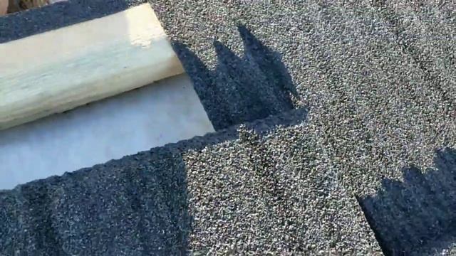 Начал монтаж композитной черепицы на односкатной крыше своими руками DIY смотреть онлайн