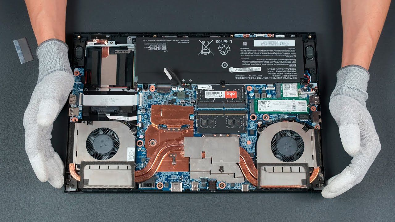 Разбор КИТАЙСКИХ Игровых Ноутбуков / Что ВНУТРИ? / Почему Так ДЕШЕВО Стоят? смотреть онлайн