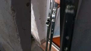 Замена поворотного механизма двери или окна