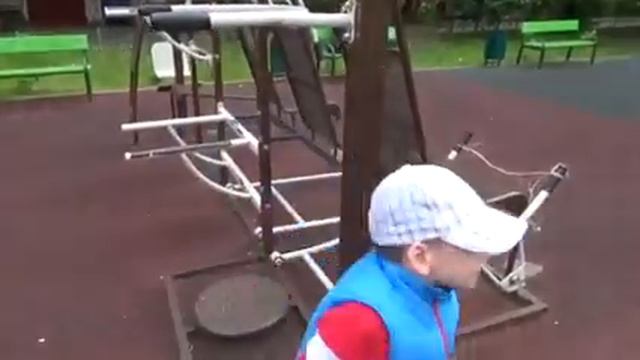 ВНУК СТЁПОЧКА.. ДОЧЕНЬКА КАТЕНЬКА.. КУРИНЫЕ КРЫЛЫШКИ... смотреть онлайн