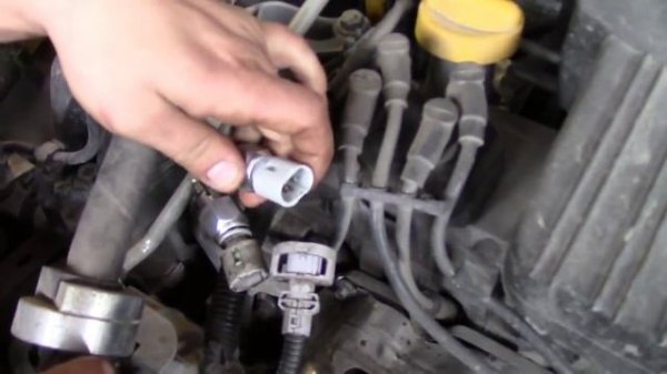 НА НОВОМ РЕНО ЛОГАН2 ТЕЧЕТ ДАТЧИК ГУРа НА ГЕНЕРАТОР -ПРИЧИНА ВЫХОДА ИЗ СТРОЯ ГЕНЕРАТОРА#БУДНИСЕРВИСА