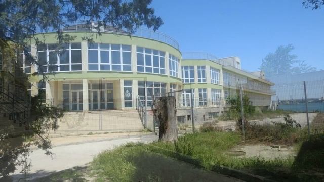 Перемены в Керчи. Ещё одна зона отдыха появится у моря. Адмиралтейский проезд. смотреть онлайн