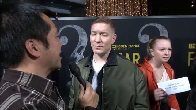 Joseph Sikora Carpet Interview at Fear Premiere смотреть онлайн