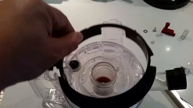 Slowstar SW-2000 Juicer BREAKS. Tribest Slowstar Juicer uses cheap parts. смотреть онлайн
