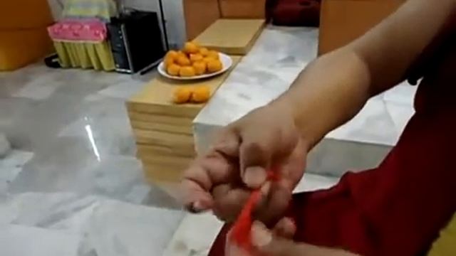 Буддийские узел на четки Part 2 смотреть онлайн