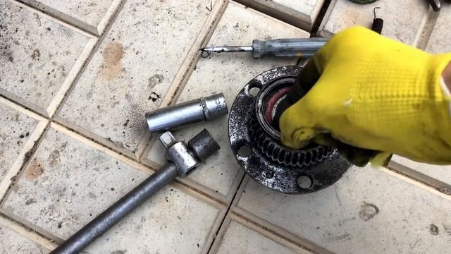 Просто дела на даче ничего интересного совсем ничего не смотри )) смотреть онлайн