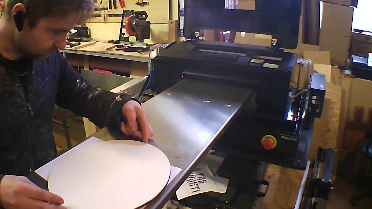 DTG printing and how to print on plywood. Планшетный принтер и печать на фанере смотреть онлайн