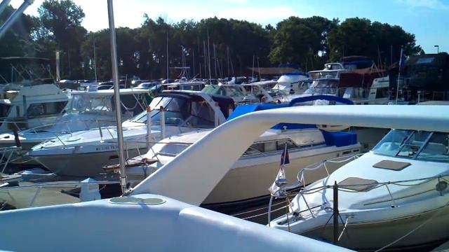 Ford yacht club view смотреть онлайн