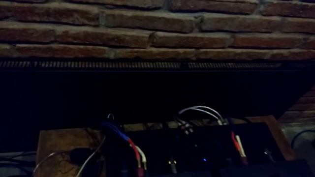 Power Perreaux Silhouette sx60m + JBL 590 смотреть онлайн