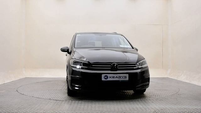 Volkswagen Touran 1.2 TSI SE 7 Seater 110PS 5DR Grey смотреть онлайн
