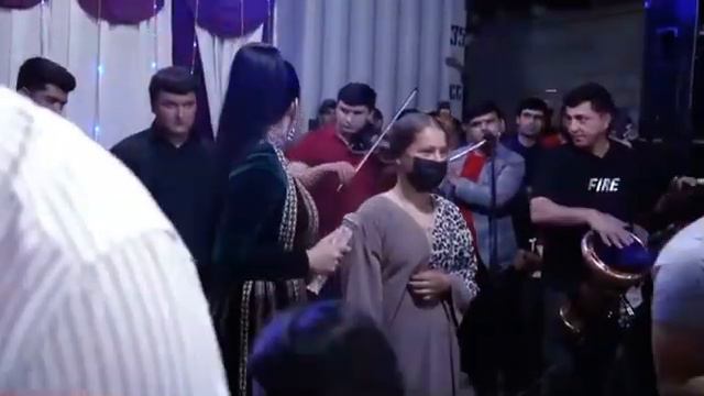 ФАРАХНОЗ ШАРАФОВА СУРУДИ НАВ // ЗИ ИШКИ ТУ ШДУМ БЕ ФАРА // 2023 #dushanbe #top смотреть онлайн