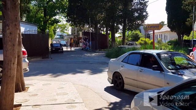 ?ЛАЗАРЕВСКОЕ СОЧИ. Дорога по ул.Энтузиастов к морю. Самая вкусная столовая "Бристоль". смотреть онлайн
