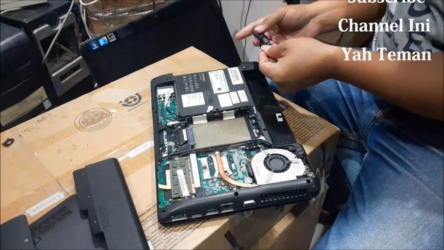 Cara Ganti Keyboard Ideapad Z360 core i3 смотреть онлайн