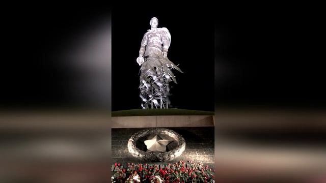 Ржевский мемориал, короткое видео в обработке... смотреть онлайн