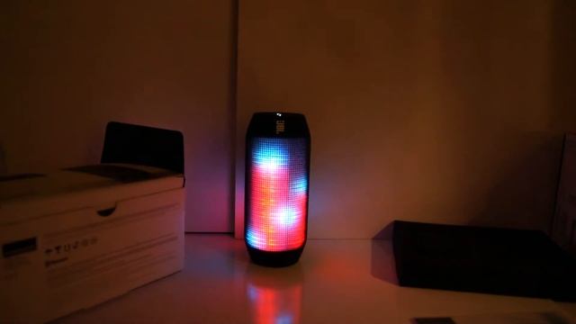 JBL Pulse Wireless Bluetooth Speaker with LED lights and NFC Pairing (Black) смотреть онлайн