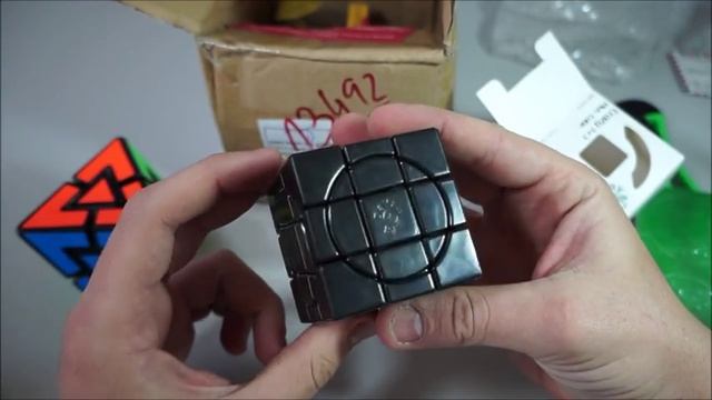 Unboxing 3 cubos (incluindo Eitan's Twisty cube) смотреть онлайн