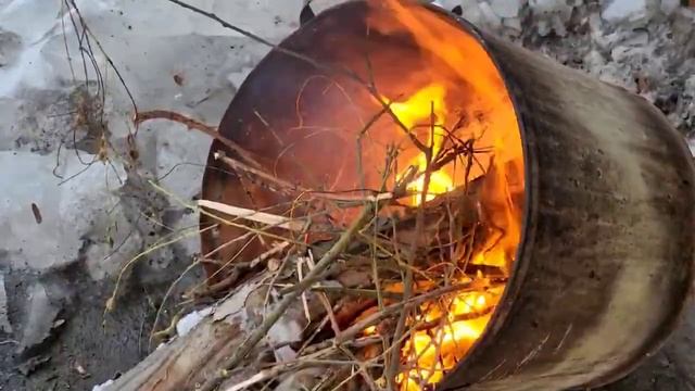 Узбекистан, Ташкент, зима-2023: холода отступают, но трубы-то в домах лопнули... смотреть онлайн