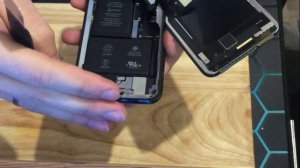 Как разобрать iphone не выкручивая болты?