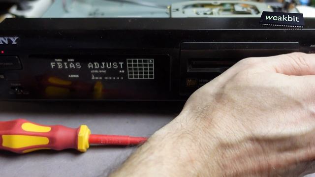 Sony MDS-JE510 Minidisc repair смотреть онлайн