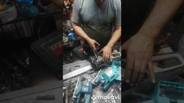 Sturm GC99372B, Champion 250, циганка если что, и причём тут Komatsu... Замена катушки зажигания. смотреть онлайн