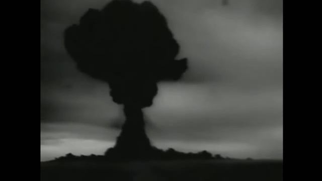 Nuclear Bomb Supercut - The End of the World by Skeeter Davis смотреть онлайн