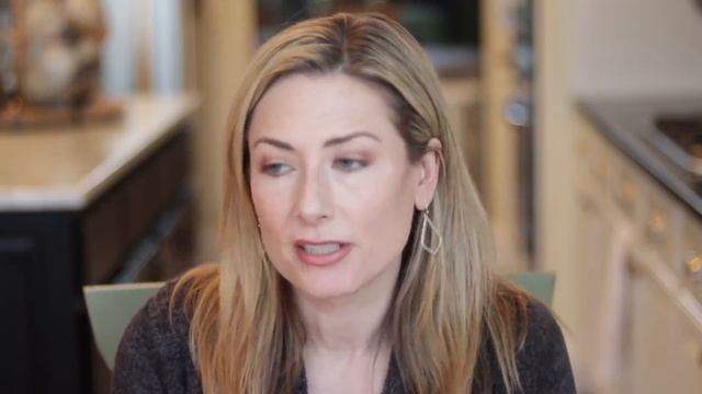 Taking One For The Team | La Mer The Soft Fluid Long Wear Foundation | MsGoldgirl смотреть онлайн