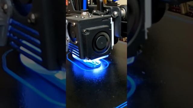 Playing with the 3D Printer. #polaris #Keychain #3dprint смотреть онлайн