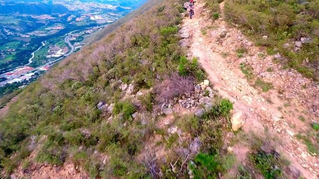 #Enduro #Cross #Gopro #Karma #Honda #CRF450X #Merida #Venezuela смотреть онлайн