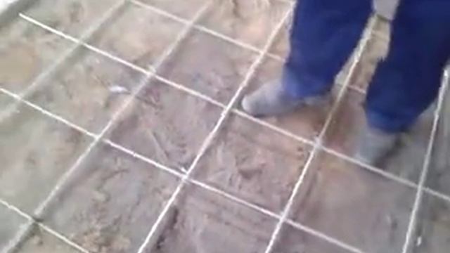 Вязка стеклопластиковой арматуры производства Тульского завода Стеклопластиков пистолетом смотреть онлайн